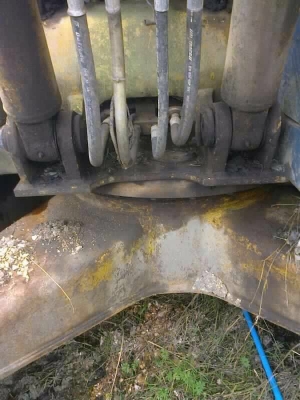 รถแบคโฮ KOMATSU  120 - 3  สนใจติดต่อ 081 - 6079515