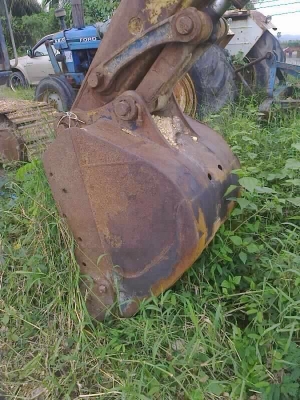 รถแบคโฮ KOMATSU  120 - 3  สนใจติดต่อ 081 - 6079515