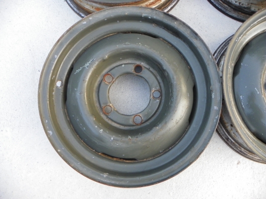 JEEP ขายกระทะเหล็กรถจิ๊บทหารขอบ 16" 5รู 139.7 (กระทะแท้งานเก่า) JEEP ขายกระทะเหล็กรถจิ๊บทหารขอบ 16" 5รู 139.7 (กระทะแท้งานเก่า)