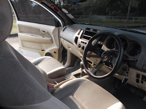 ขายTOYOTA-HILUX VIGO D4D EXTRACAB(E) AT เปลี่ยนเครื่อง 2JZ