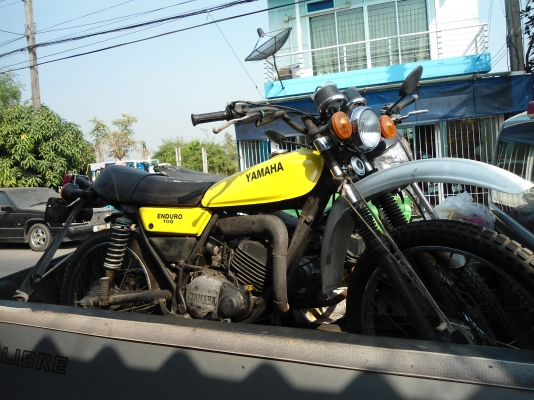 DT 125 มีเล่มไม่มีชุดโอน 12000 สนใจติดต่อ 0899809414