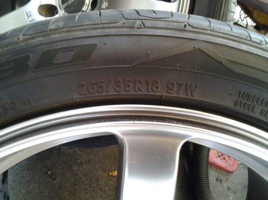 ขายล้อแม็กขอบ18 กว้าง8.5-9.5นิ้ว5รูพร้อมยาง