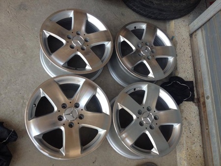 ขายเเม็ก Benz ขอบ16 กว้าง 7.5. ออฟ38