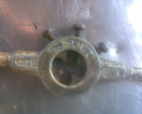 ตัวต๊าปเกลียวเยอรมัน