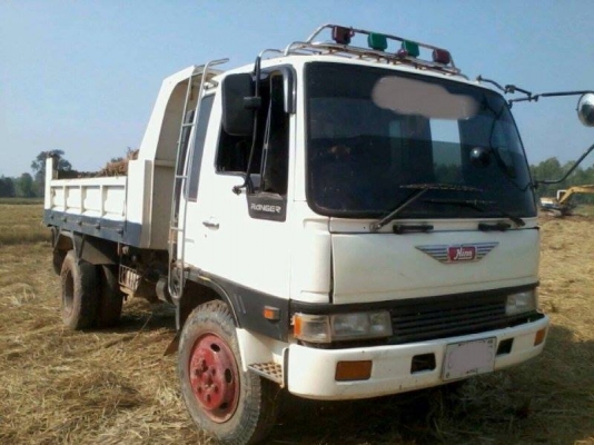 **700,000 บ.ต่อรอง**ขาย6ล้อดั๊มดินสวยๆ HINO KR300 วางเครื่องHO7C 185HP วางหัวสิงไฮเทค (ลงเล่มครบ) เครื่องดีแน่น แรง ช่วงล่างคัสซีสวยไม่ปะไม่ดาม กระบะดั๊มเหล็ก6ตันยิงหน้าสภาพสวย พื้นดีข้างดี ไม่ผุ หัวสวยภายในสวยคอนโซลครบ พ.พาวเวอร์ เบรคลม ยาง8.25ขอบ20สวย6เ