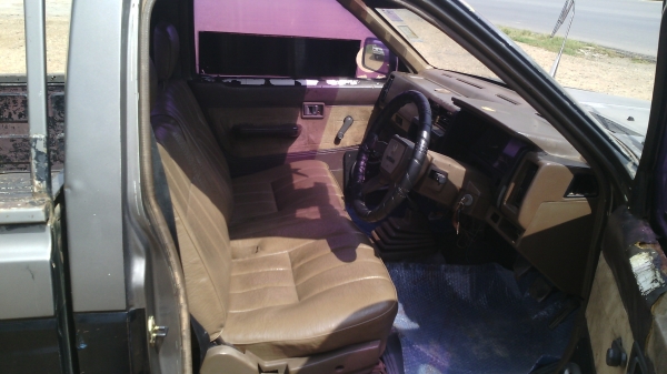 ขายNissan BigMเครื่องขาว ทะเบียนไม่ขาดต่อเอกสารชุดโอนครบ