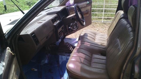 ขายNissan BigMเครื่องขาว ทะเบียนไม่ขาดต่อเอกสารชุดโอนครบ