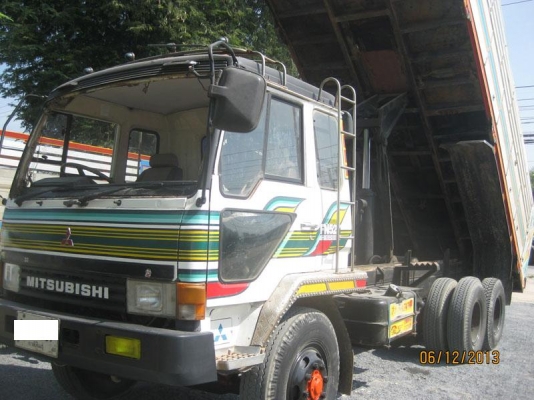 ขายหลง TD เครื่อง 6D16 195 แรง สองเพลาดั้ม สวยพร้อมใช้ โทร 088-450127