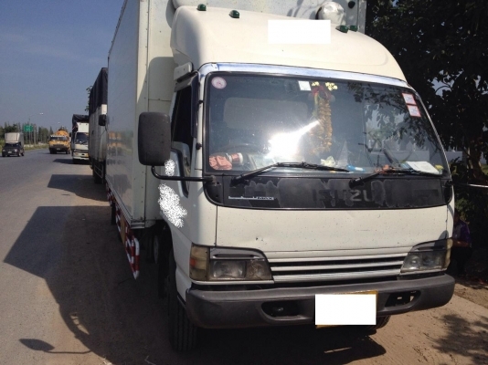 ขาย 6 ล้อกลาง NQR130 HP ยาว 5.5 เมตร