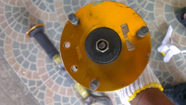 ขายโช๊ค ใส่ Accord ,Odyssey มาจากญี่ปุ่นครับ ลดราคาเหลือ2500บาท ขายโช๊ค ใส่ Accord ,Odyssey มาจากญี่ปุ่นครับ ลดราคาเหลือ2500บาท