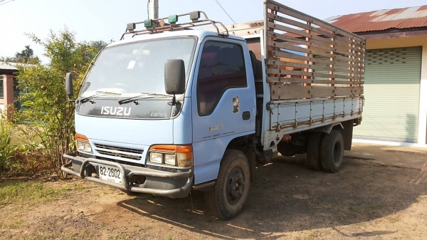 **560,000 บ.ต่อรอง**ขาย6ล้อเดิมๆบางๆ ISUZU NPR120 NPR66LX5T ฝาขาวห้างแท้ปี39 เครื่องเดิมเกียร์เดิม4HF1 120แรง แน่นๆแรงดีไม่มีเยิ้ม ช่วงล่างFหลัง คัสซีสวยเดิมไม่มีปะไม่มีบวม สีมีลอกนิดๆแต่เดิม กระบะพื้นเหล็กคอกไม้สภาพดี พื้นสวย ยาว4.30ม. ฝาทึบมีผุบ้าง หัวบ
