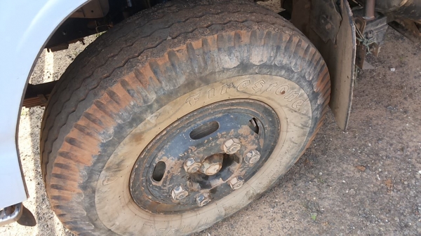 **560,000 บ.ต่อรอง**ขาย6ล้อเดิมๆบางๆ ISUZU NPR120 NPR66LX5T ฝาขาวห้างแท้ปี39 เครื่องเดิมเกียร์เดิม4HF1 120แรง แน่นๆแรงดีไม่มีเยิ้ม ช่วงล่างFหลัง คัสซีสวยเดิมไม่มีปะไม่มีบวม สีมีลอกนิดๆแต่เดิม กระบะพื้นเหล็กคอกไม้สภาพดี พื้นสวย ยาว4.30ม. ฝาทึบมีผุบ้าง หัวบ