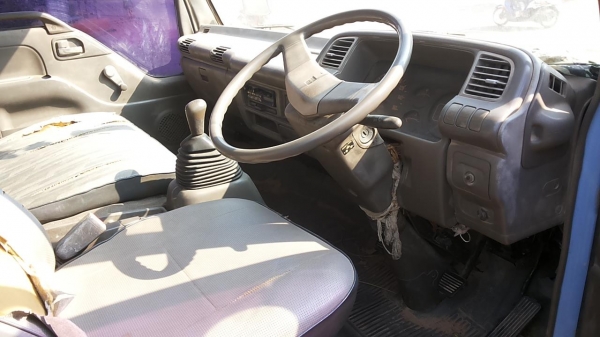 **560,000 บ.ต่อรอง**ขาย6ล้อเดิมๆบางๆ ISUZU NPR120 NPR66LX5T ฝาขาวห้างแท้ปี39 เครื่องเดิมเกียร์เดิม4HF1 120แรง แน่นๆแรงดีไม่มีเยิ้ม ช่วงล่างFหลัง คัสซีสวยเดิมไม่มีปะไม่มีบวม สีมีลอกนิดๆแต่เดิม กระบะพื้นเหล็กคอกไม้สภาพดี พื้นสวย ยาว4.30ม. ฝาทึบมีผุบ้าง หัวบ