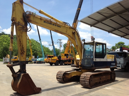 โปรโมชั่นปรองดอง!!! Komatsu PC150-5 หั่นราคา ถูกสุดๆ ภายในสิ้นปีนี้เท่านั้น