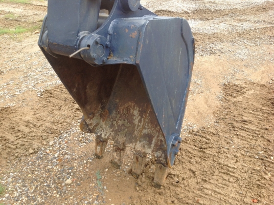 รถขุด PC60-5 เก่าญี่ปุ่น 6,xxx ชม. สภาพเยี่ยม เครื่องปั๊มดีมาก ต้องการไฟแนนซ์โทรมาคุยกันครับ www.tc-brothers.com