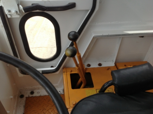 รถตักล้อยางKomatsu 507 เก่าญี่ปุ่น ตักได้ 1Q เก็บสีใหม่พร้อมใช้งาน www.tc-brothers.com