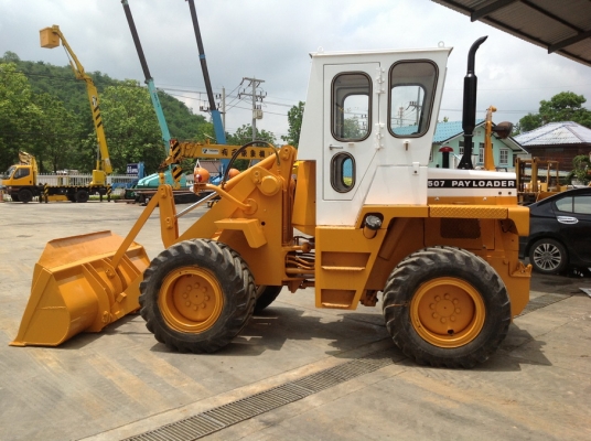 รถตักล้อยางKomatsu 507 เก่าญี่ปุ่น ตักได้ 1Q เก็บสีใหม่พร้อมใช้งาน www.tc-brothers.com