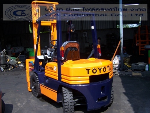 ขายรถ โฟล์คลิฟท์ TOYOTA รุ่น 5-FD25