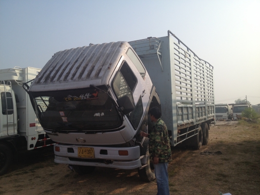 อีกคันครับสีขาวตามสภาพรถวิ่งอยู่ครับรถห้างเดิมๆ HINO สิงห์ไฮเทคเครื่อง JO8C ระบบน้ำมัน เพลาเดียว กระบะยาว 7.20 เมตร รถห้างเดิมตามสภาพพร้อมวิ่งทะเบียนพร้อมขายตามสภาพไม่แพงรีบเลยครับ อีกคันครับสีขาวตามสภาพรถวิ่งอยู่ครับรถห้างเดิมๆ HINO สิงห์ไฮเทคเครื่อง JO8C ระบบน้ำมัน เพลาเดียว กระบะยาว 7.20 เมตร รถห้างเดิมตามสภาพพร้อมวิ่งทะเบียนพร้อมขายตามสภาพไม่แพงรีบเลยครับ