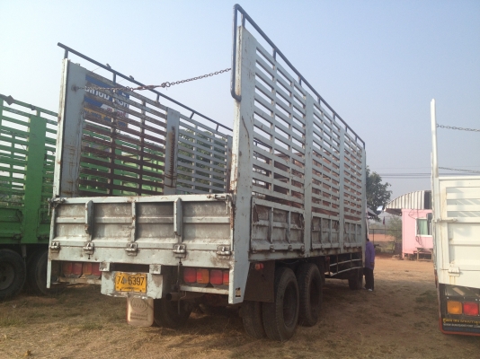 อีกคันครับสีขาวตามสภาพรถวิ่งอยู่ครับรถห้างเดิมๆ HINO สิงห์ไฮเทคเครื่อง JO8C ระบบน้ำมัน เพลาเดียว กระบะยาว 7.20 เมตร รถห้างเดิมตามสภาพพร้อมวิ่งทะเบียนพร้อมขายตามสภาพไม่แพงรีบเลยครับ อีกคันครับสีขาวตามสภาพรถวิ่งอยู่ครับรถห้างเดิมๆ HINO สิงห์ไฮเทคเครื่อง JO8C ระบบน้ำมัน เพลาเดียว กระบะยาว 7.20 เมตร รถห้างเดิมตามสภาพพร้อมวิ่งทะเบียนพร้อมขายตามสภาพไม่แพงรีบเลยครับ