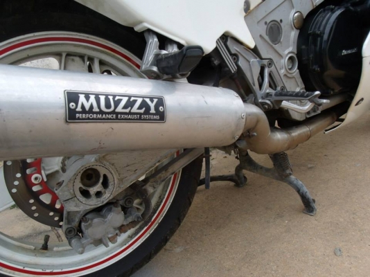 ขาย zx10 ปี 1989 สภาพเครื่องแน่นมากครับ แรงบิดยืนพื้นสบายๆ260km/h