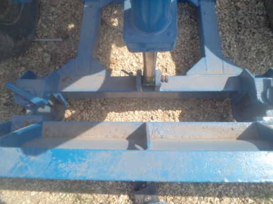 รถไถ ฟอร์ด 6600 เพลาเดียว ราคา 335000 บาท