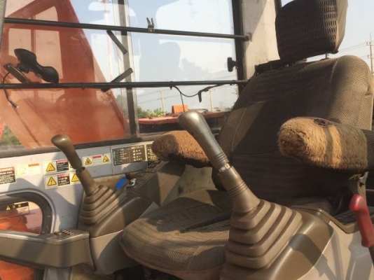 ขายรถแบคโฮ HITACHI EX 120-2 มีVDOการทำงาน โซ่บู้ทเต็ม เอวแน่น ไฟฟ้าเต็ม รถนอกนำเข้าสภาพสวย ทำเล่มทะเบียน จัดไฟแนนซ์ได้ครับ ขายรถแบคโฮ HITACHI EX 120-2 มีVDOการทำงาน โซ่บู้ทเต็ม เอวแน่น ไฟฟ้าเต็ม รถนอกนำเข้าสภาพสวย ทำเล่มทะเบียน จัดไฟแนนซ์ได้ครับ