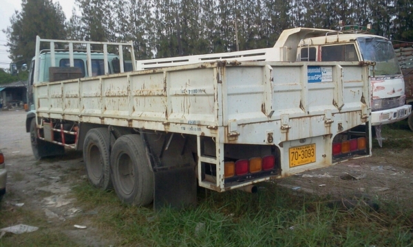 10 ล้อเพลาเดียว พร้อมใช้ พร้อมโอน 10 ล้อเพลาเดียว พร้อมใช้ พร้อมโอน