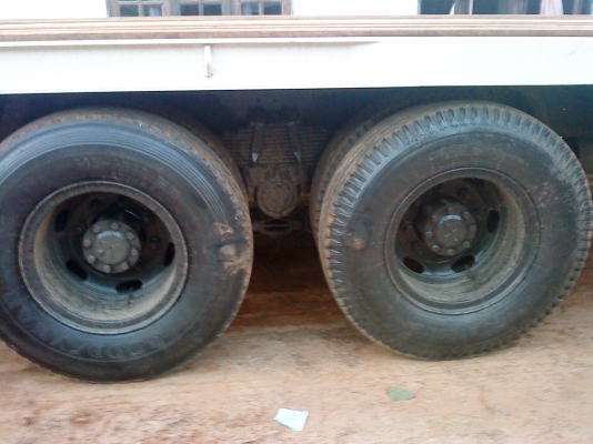 ขายแบคโฮ  pc 200-5  พร้อมเทเลอร์