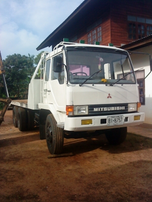 ขายแบคโฮ  pc 200-5  พร้อมเทเลอร์