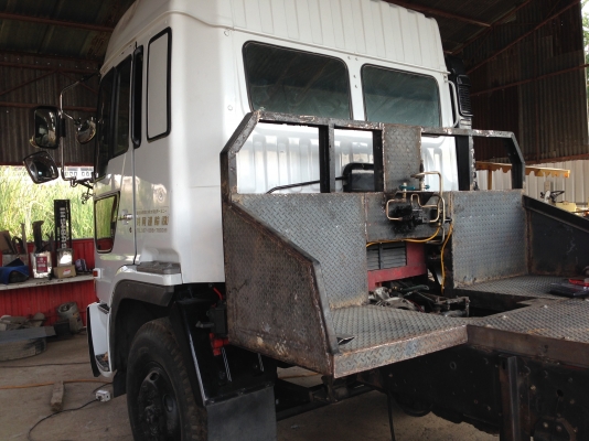 ขายหัวลากสิบล้อ HINO PROFIA 325 แรง เทอร์โบ อินเตอร์คลูเลอร์ เครื่อง K13C มาใหม่พึ่งประกอบ ยังไม่เคยใช้งาน เอกสารเล่มทะเบียนพร้อมโอน หัวเก๋งโฉม ABS ตัว TOP หลังคาสูง ชุดแต่งโครเมี่ยมแท้ทั้งคัน ภายในหุ้มสักหลาดทั้งหัว แอร์ วิทยุครบ แอร์ระบบดิจจิตอน พร้อมเ ขายหัวลากสิบล้อ HINO PROFIA 325 แรง เทอร์โบ อินเตอร์คลูเลอร์ เครื่อง K13C มาใหม่พึ่งประกอบ ยังไม่เคยใช้งาน เอกสารเล่มทะเบียนพร้อมโอน หัวเก๋งโฉม ABS ตัว TOP หลังคาสูง ชุดแต่งโครเมี่ยมแท้ทั้งคัน ภายในหุ้มสักหลาดทั้งหัว แอร์ วิทยุครบ แอร์ระบบดิจจิตอน พร้อมเ