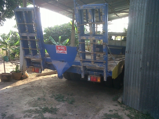 ขายรถบรรทุกสิบล้อพร้อมใช้งาน ลากรถเกี่ยว