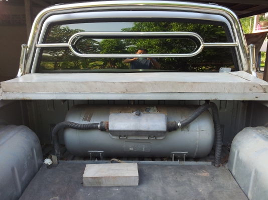 Nissan Big M Z20 สีบอร์นเงิน ติดแก๊ส ปี 1996