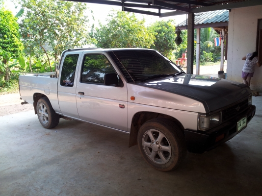 Nissan Big M Z20 สีบอร์นเงิน ติดแก๊ส ปี 1996