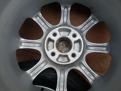 ขายล้อแม็กHONDA JAZZ 4 รู 100  15x6 พร้อมยาง   1 ชุด