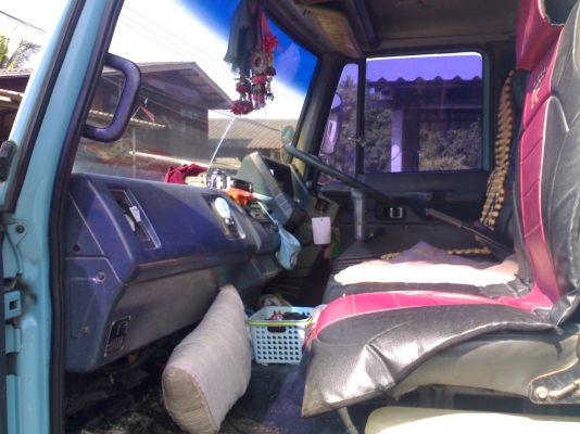 ขาย6ล้อ ISUZU FRR12LA เครื่อง 175แรง เบรคทิฟฟี่ พวงมาลัยพาวเวอร์