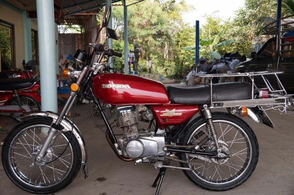 ขาย HONDA JX 125 ทะเบียนพร้อมโอน ภาษี 2557 ไม่ขาดต่อ เครื่องดีมาก ๆ รถพร้อมใช้ครับ ขาย HONDA JX 125 ทะเบียนพร้อมโอน ภาษี 2557 ไม่ขาดต่อ เครื่องดีมาก ๆ รถพร้อมใช้ครับ