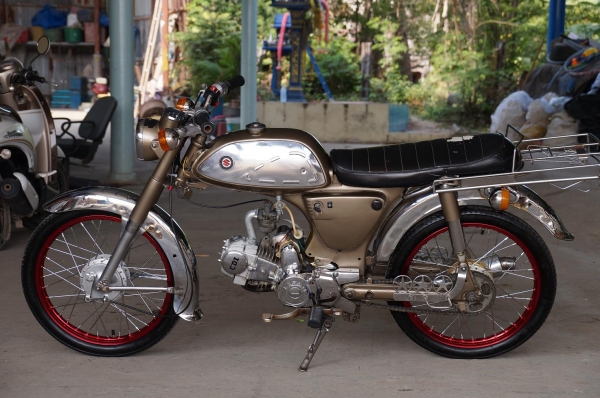 ขาย SUZUKI A 80 เครื่อง LIFAN 110 cc สตาทร์มือ รถสภาพตามรูป พร้อมใช้ ครับ ขาย SUZUKI A 80 เครื่อง LIFAN 110 cc สตาทร์มือ รถสภาพตามรูป พร้อมใช้ ครับ