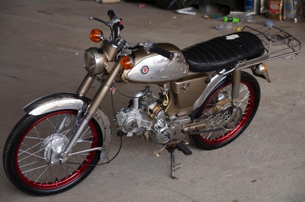 ขาย SUZUKI A 80 เครื่อง LIFAN 110 cc สตาทร์มือ รถสภาพตามรูป พร้อมใช้ ครับ ขาย SUZUKI A 80 เครื่อง LIFAN 110 cc สตาทร์มือ รถสภาพตามรูป พร้อมใช้ ครับ