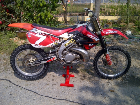 cr250 ปี 97-98  ท่อ pro circuit หรีด v-force 3 55000.-