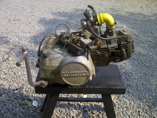 โครงยืนคัน c70 มีเครื่องดรีม ครบชุด ยกใส่ได้เลย 6000.-