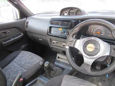 ขายมิตซูบิชิรุ่นสตาร์ด้า L 200 เครื่อง 2.8 ทูโทน