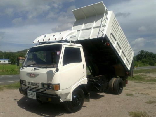 รถหกล้อดัมพ์ HINO KM777 รถหกล้อดัมพ์ HINO KM777