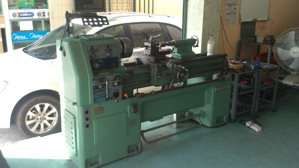 ขายเครื่องกลึง