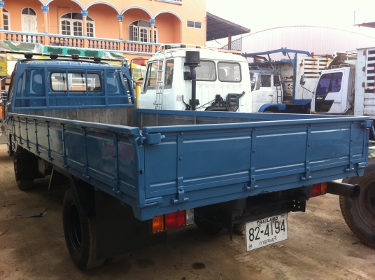 ISUZU NPR กระบะคาร์โก้ เครื่อง 4BD1 115 แรงม้า ทำสีใหม่ทั้งคัน สภาพพร้อมใช้ ยางเต็ม ราคาต่อรอง