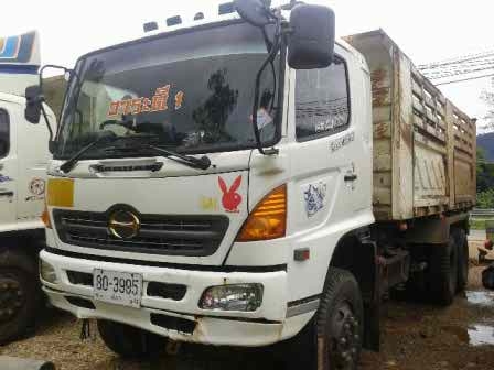 ขายรถ 10 ล้อดัมพ์ HINO MEGA 320 แรงม้าปี 2548 มีระบบลากพ่วง ราคา 2000000