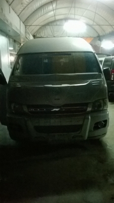 ขายรถตู้ VIP มือเดียวออกห้างฯป้ายแดง ปี50 ไม่ค่อยได้ใช้ครับ