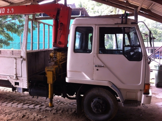 6ล้อFUSO FK417M  185 แรง ติดเครน3ตัน เครื่อง6D16  รถสวย....