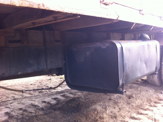 6ล้อFUSO FK417M  185 แรง ติดเครน3ตัน เครื่อง6D16  รถสวย....