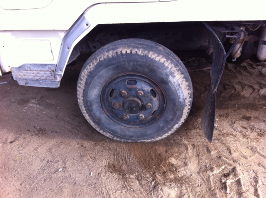 6ล้อFUSO FK417M  185 แรง ติดเครน3ตัน เครื่อง6D16  รถสวย....